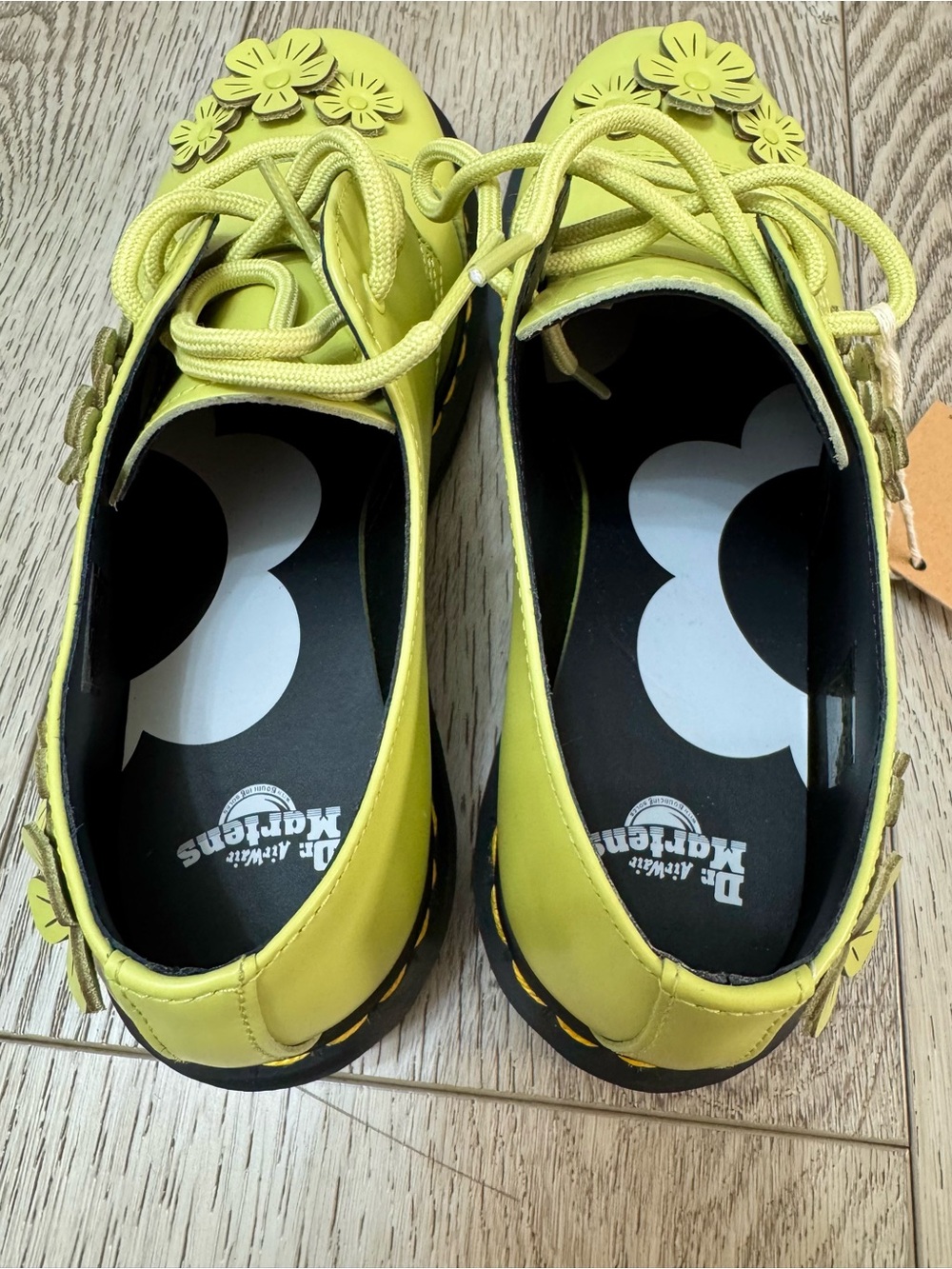 Dr. Martens 1461 Flower Applique Leather Oxford Shoes Women’s Size 9 - Picture 6 of 8